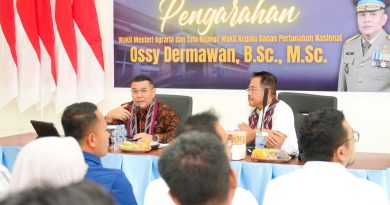 Pesan Wamen Ossy ke Jajaran Kantor Pertanahan Kabupaten Mempawah: Tingkatkan Layanan Sesuai Kebutuhan Masyarakat